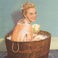 GY_00065_C_Soapy_Blonde_in_Barrel_Tub_Posters.jpg