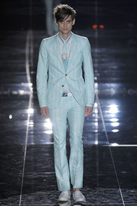 costum16.jpg