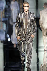 costum6.jpg