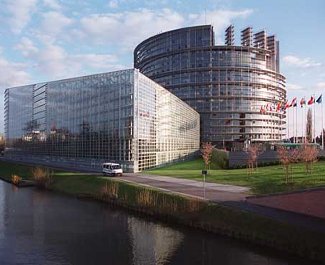 parlament.jpg